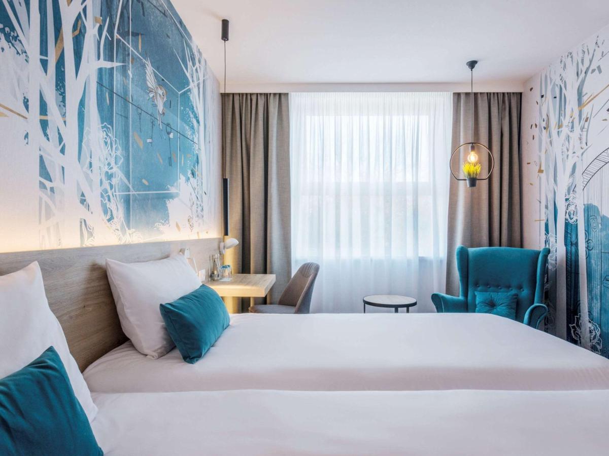 ホテル Ibis Styles Krakow East エクステリア 写真
