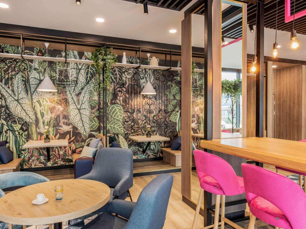 ホテル Ibis Styles Krakow East エクステリア 写真