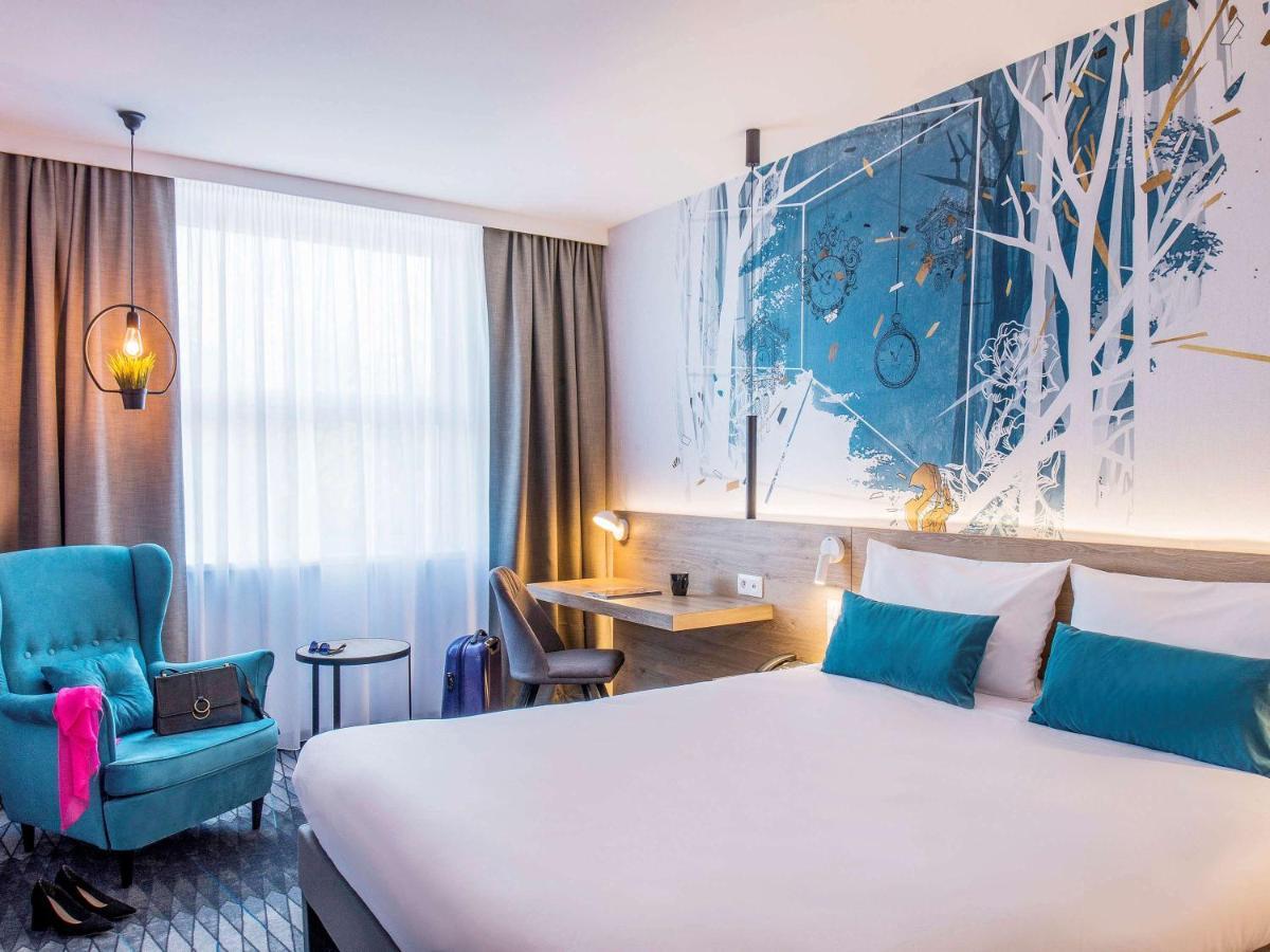 ホテル Ibis Styles Krakow East エクステリア 写真