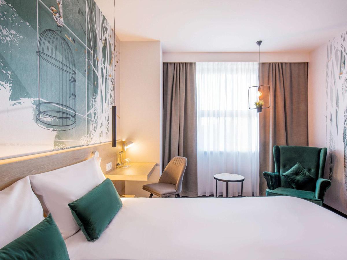 ホテル Ibis Styles Krakow East エクステリア 写真