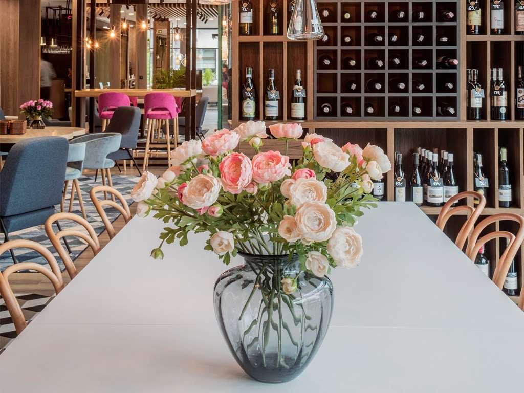 ホテル Ibis Styles Krakow East レストラン 写真