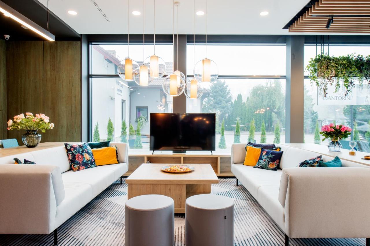 ホテル Ibis Styles Krakow East エクステリア 写真