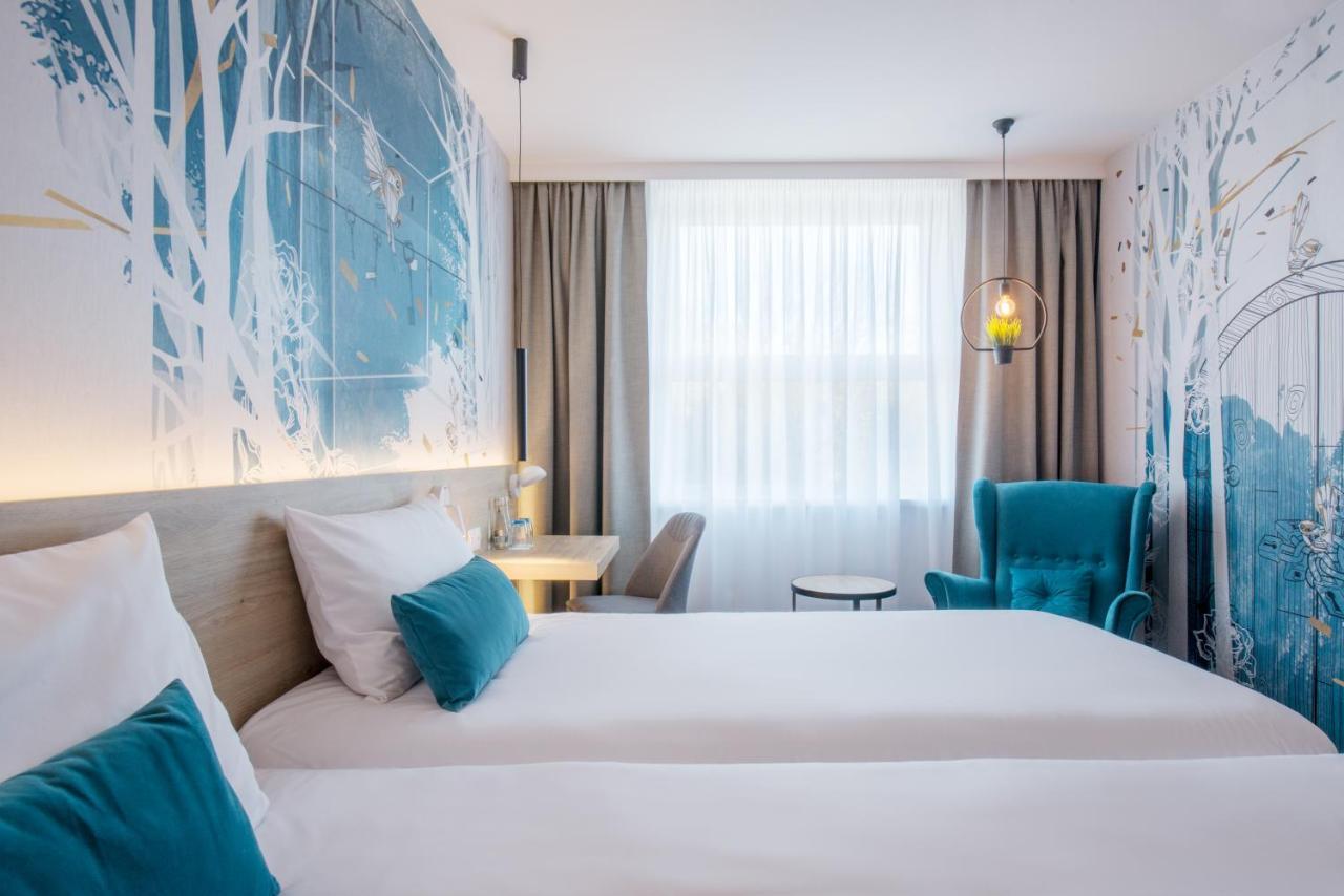 ホテル Ibis Styles Krakow East エクステリア 写真